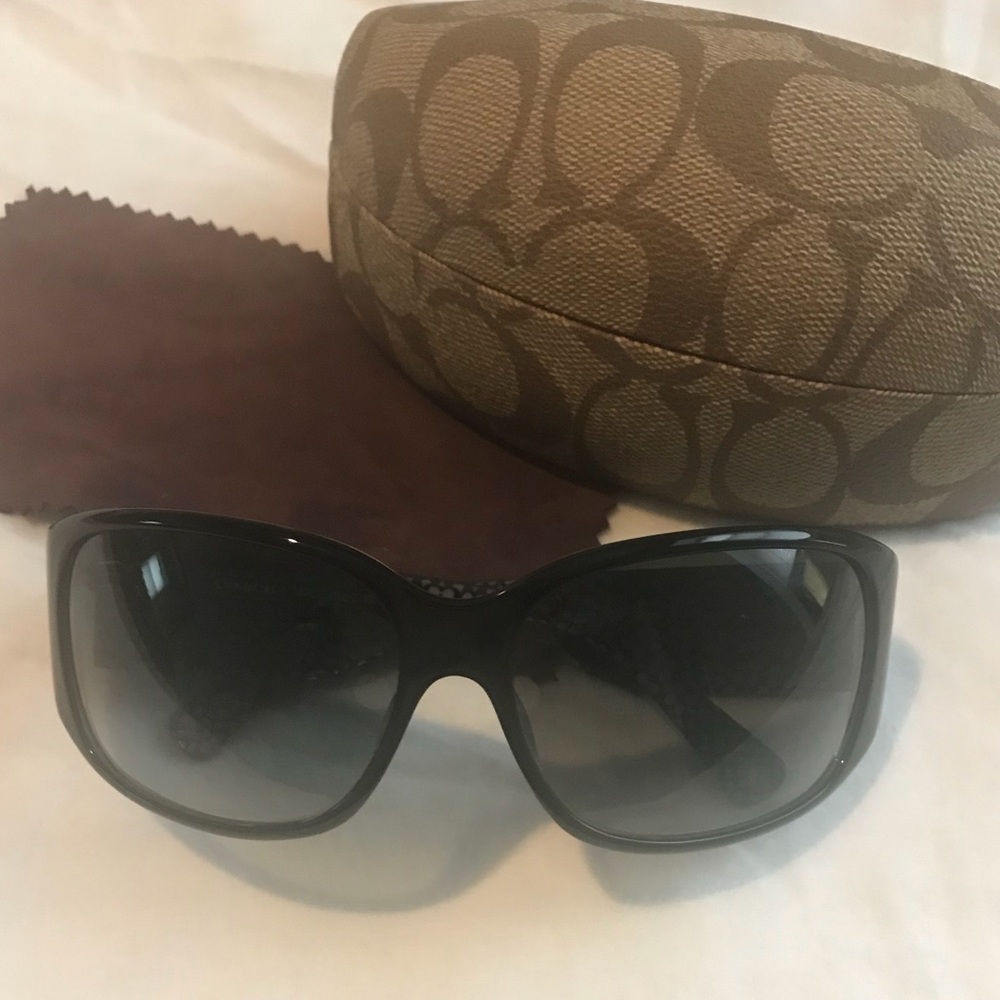 Coach Madeline black sunglasses w/ silver details